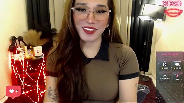 precious RoseDoll online show from November 3, 2025, 6:47 am