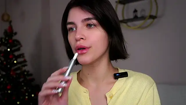 EleneButton online show from January 7, 2026, 1:19 am