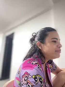 Snapshot of JuanitaMore01 chatting on September 26, 2025, 1:31 am JuanitaMore01 online show from September 26, 2025, 1:31 am