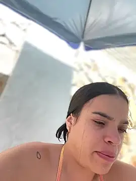 JuanitaMore01 online show from January 7, 2026, 7:27 pm