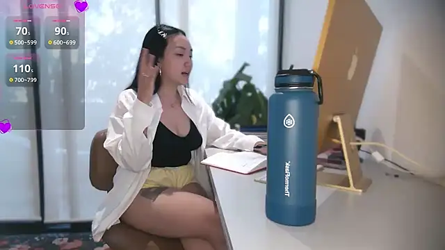 Snapshot of yuzhara chatting on September 21, 2025, 3:46 pm yuzhara online show from September 21, 2025, 3:46 pm