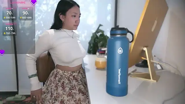 Snapshot of yuzhara chatting on October 15, 2025, 1:55 pm yuzhara online show from October 15, 2025, 1:55 pm