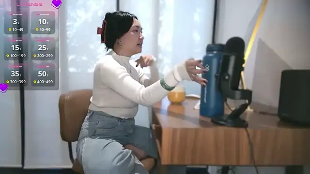 Snapshot of yuzhara chatting on October 21, 2025, 2:18 pm yuzhara online show from October 21, 2025, 2:18 pm