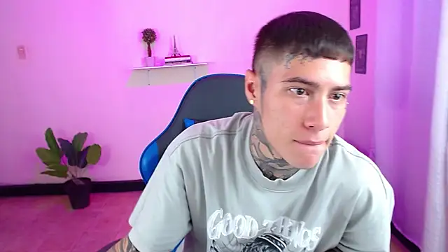 setthomas online show from September 23, 2025, 1:58 pm