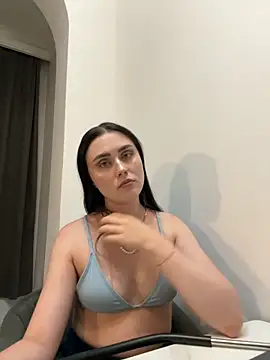 Snapshot of MilanaDayLi chatting on September 9, 2025, 8:08 pm MilanaDayLi online show from September 9, 2025, 8:08 pm