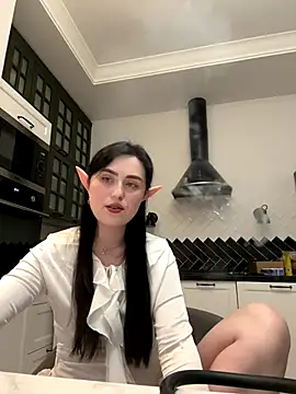 Snapshot of MilanaDayLi chatting on December 3, 2025, 9:02 pm MilanaDayLi online show from December 3, 2025, 9:02 pm