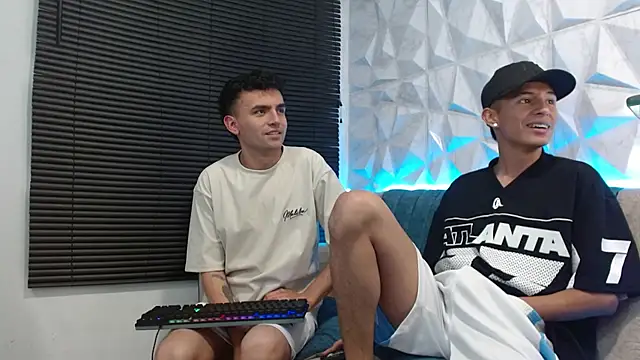 Isaac tan online show from October 11, 2025, 4:12 am