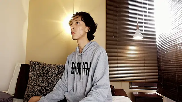 Snapshot of Lucian_Morel_S chatting on November 26, 2025, 12:39 pm Lucian Morel S online show from November 26, 2025, 12:39 pm