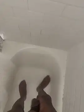 Snapshot of mrmanfrfr chatting on March 18, 2026, 6:16 am mrmanfrfr online show from March 18, 2026, 6:16 am