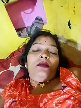Snapshot of Samiya-143 chatting on October 10, 2025, 12:09 am Samiya-143 online show from October 10, 2025, 12:09 am