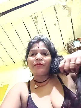 Snapshot of Samiya-143 chatting on October 12, 2025, 7:13 pm Samiya-143 online show from October 12, 2025, 7:13 pm