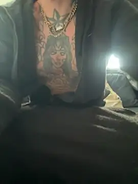 makeyoucum1716 online show from October 22, 2025, 12:27 pm