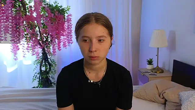 CatherineRichards online show from September 18, 2025, 8:05 am