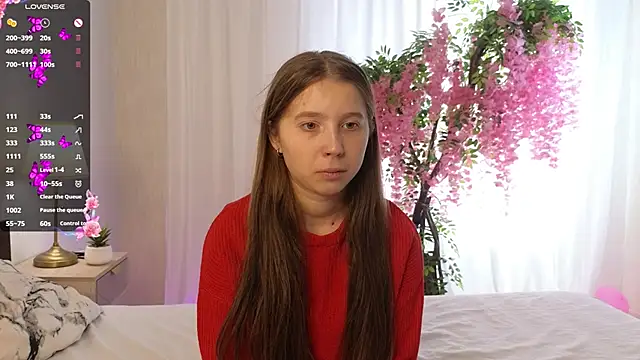 CatherineRichards online show from October 3, 2025, 7:49 am