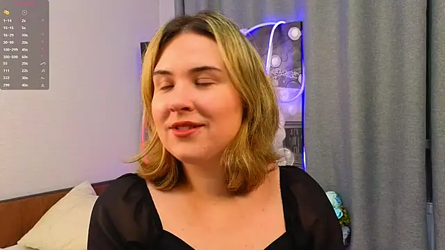 ElizabethDixon online show from September 27, 2025, 8:03 pm