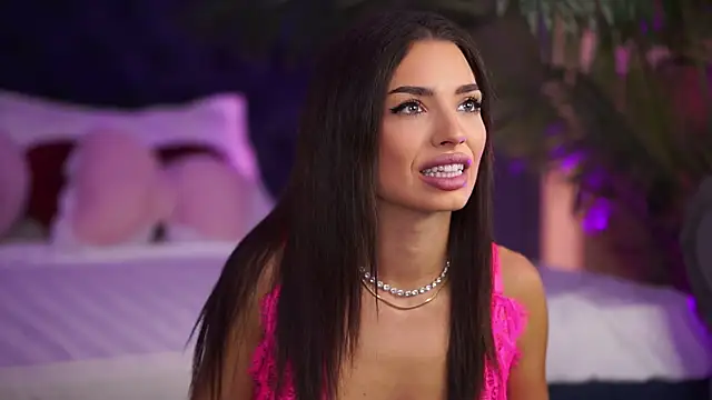 Snapshot of LalaRoze chatting on September 20, 2025, 6:42 pm LalaRoze online show from September 20, 2025, 6:42 pm