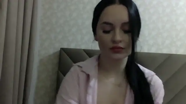 Lulii24 online show from September 10, 2025, 8:31 pm