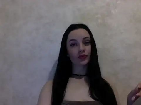 Lulii24 online show from December 2, 2025, 10:16 pm