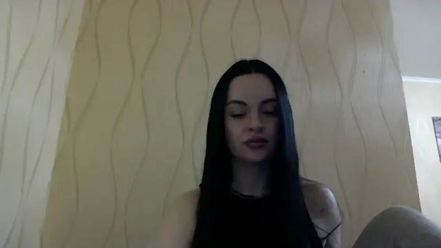 Lulii24 online show from January 8, 2026, 6:32 pm