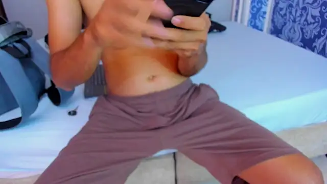 magnus serket online show from November 25, 2025, 11:43 am