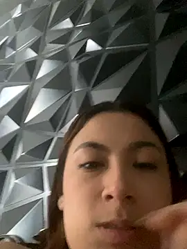 MacarenaRosse online show from October 21, 2025, 7:36 pm