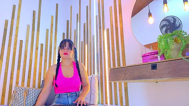 Jennifer Vega1 online show from January 14, 2026, 8:47 pm