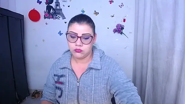 Snapshot of ValeriaHairy chatting on September 21, 2025, 5:20 am ValeriaHairy online show from September 21, 2025, 5:20 am