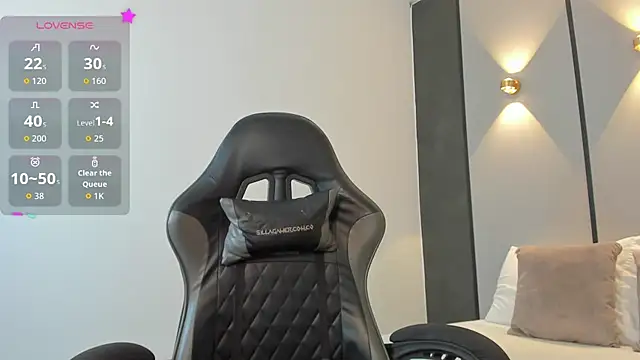 samantha 17  online show from April 15, 2026, 12:17 am