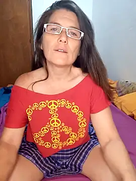 Snapshot of Merida2276 chatting on December 17, 2025, 2:17 am Merida2276 online show from December 17, 2025, 2:17 am