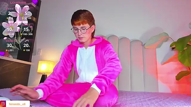 Eragonbooy online show from September 18, 2025, 5:26 pm