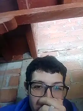 Alani Queen online show from September 19, 2025, 7:47 pm