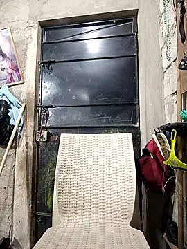 Snapshot of Aley_2025 chatting on December 4, 2025, 3:38 am Aley 2025 online show from December 4, 2025, 3:38 am