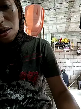 Snapshot of Aley_2025 chatting on December 19, 2025, 4:58 pm Aley 2025 online show from December 19, 2025, 4:58 pm