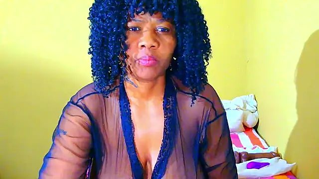 Augustine-Blooomxx online show from April 25, 2026, 10:40 pm