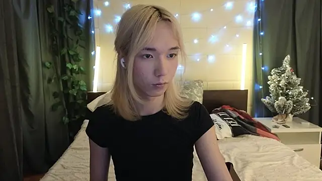 Snapshot of okerriella chatting on January 11, 2026, 1:05 pm okerriella online show from January 11, 2026, 1:05 pm