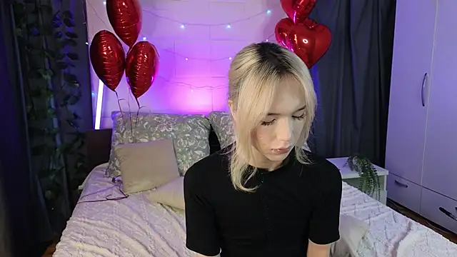 Snapshot of okerriella chatting on February 15, 2026, 7:51 am okerriella online show from February 15, 2026, 7:51 am