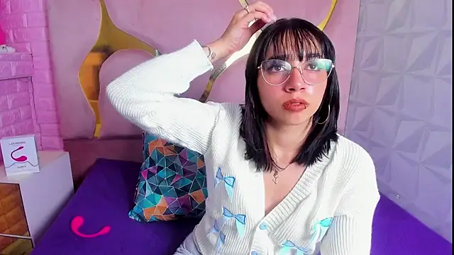 Snapshot of Niina_Sissy chatting on September 15, 2025, 3:39 am Niina Sissy online show from September 15, 2025, 3:39 am