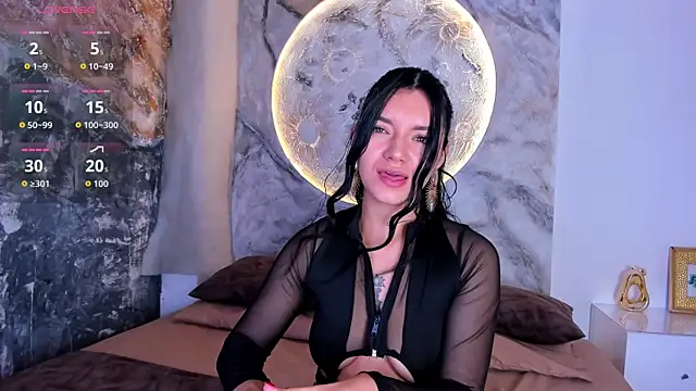 Snapshot of RoxanaBorns_ chatting on December 20, 2025, 1:51 pm RoxanaBorns online show from December 20, 2025, 1:51 pm