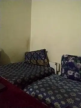 Snapshot of moroooooooo12 chatting on September 18, 2025, 6:15 am moroooooooo12 online show from September 18, 2025, 6:15 am