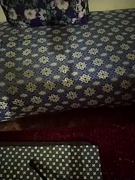 Snapshot of moroooooooo12 chatting on October 1, 2025, 6:52 am moroooooooo12 online show from October 1, 2025, 6:52 am