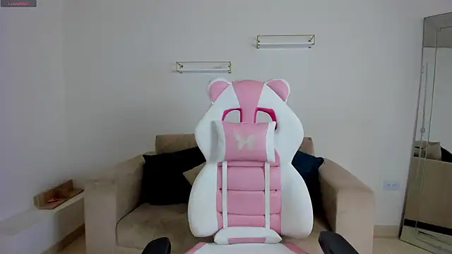 april smiith online show from February 25, 2026, 12:15 pm