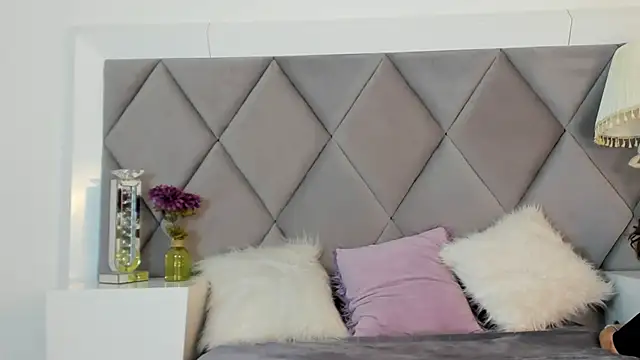 GiadaRizzo online show from November 29, 2025, 8:45 pm