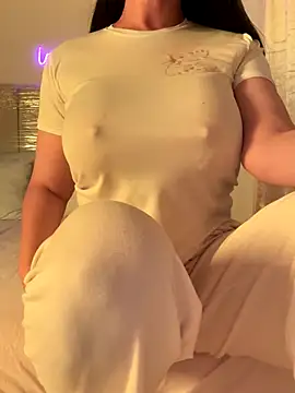 OnlyRima online show from October 20, 2025, 1:22 pm