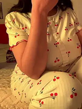 OnlyRima online show from November 27, 2025, 9:28 pm