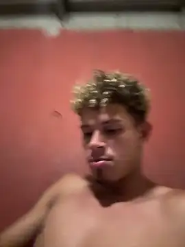 Snapshot of CHARLY-- chatting on September 13, 2025, 6:35 am CHARLY-- online show from September 13, 2025, 6:35 am