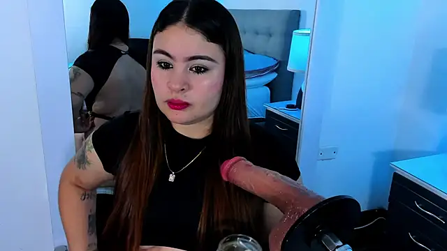 AdeleJhones online show from November 11, 2025, 1:00 pm