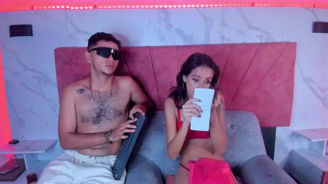 HellAndDante  online show from January 18, 2026, 1:42 am