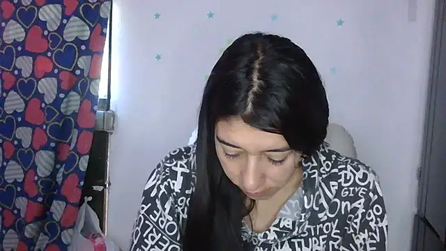 Madow Lu online show from November 27, 2025, 12:07 pm