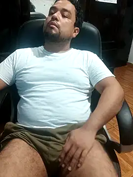 Snapshot of Hotknight chatting on October 8, 2025, 12:19 am Hotknight online show from October 8, 2025, 12:19 am