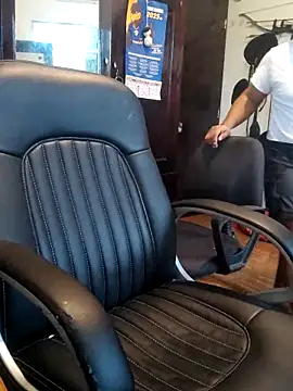 Hotknight online show from December 19, 2025, 2:46 pm